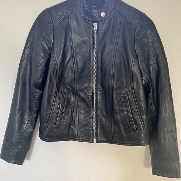 Leather Jacket - Picture 3 of 8